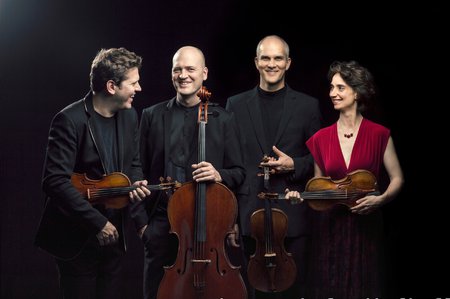 group photo of the chamber music group Cuarteto Casals